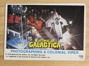 Battlestar Galactica Trading Card, # 132 Photographing A Colonial Viper - Picture 1 of 2