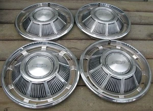 SET OF FOUR STAINLESS STEEL ORIGINAL HUBCAPS CHEVY CHEVROLET MOTOR DIVISION 14" - Picture 1 of 9