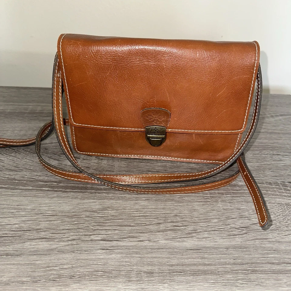 Bolso Bandolera Patricia NashLanza Bolso sin asas Muñequera Heritage Cuero Tostado Foto 1 de 4