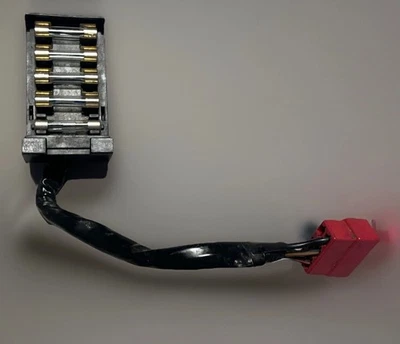 1984 82-88 Honda Magna OEM VF700C Fuse Box Fusebox Tested - Imagem 1 de 3