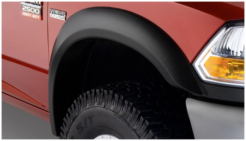 Bushwacker 50009-11 Extend-A-Fender Flares se adapta a Ram 1500 Ram 2500 Ram 3500 Foto 1 de 4