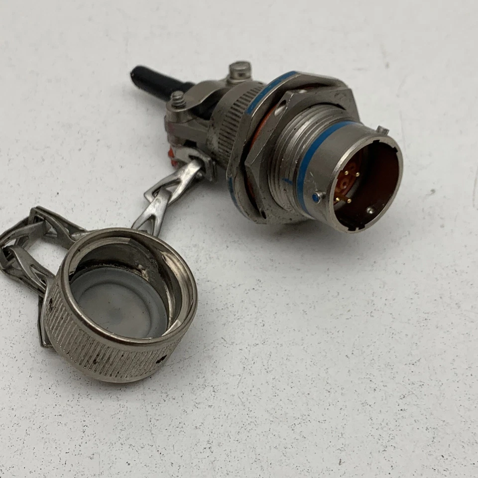 TRW M83723/74R12126 Circular MIL Spec Connector 12-Position/Pin - Image 1 of 4