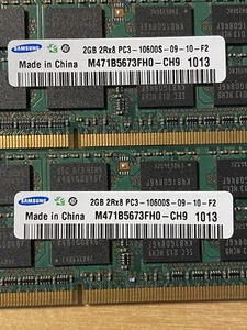 Samsung 2X2GB RAM 2Rx8 PC3-10600 (PN M471B5673FH0-CH9) - Picture 1 of 2