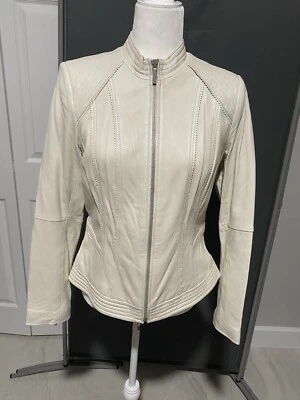 Chaqueta de cuero de cordero Foto 1 de 4