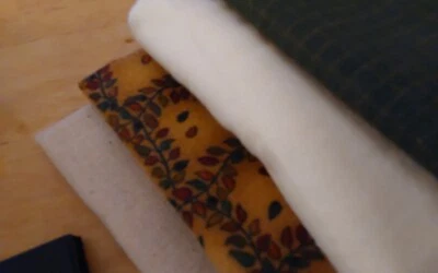 BEAUTIFUL FABRIC CHUNKS 4 DIFFERENT PRINTS 3 FLANNELS 1 NATURAL MUSLIN - Image 1 of 4