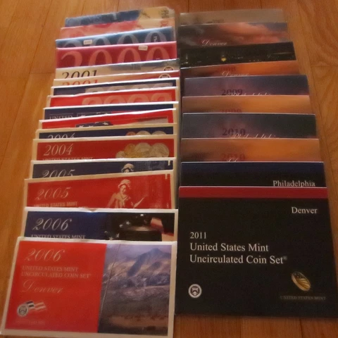 1999 to 2011 Mint Set U.S. Mint P and D Mint Sets Uncirculated 13 Sets COA Cover