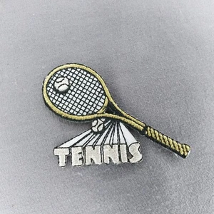Parche para planchar para raqueta 'TENNIS' plateado dorado 2" x 3,5" - Imagen 1 de 2