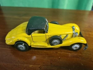 1936 Mercedes 540K 1/43 Yellow - Picture 1 of 10