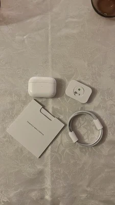 AirPods Pro 2 (USB-C) Neufs | Garantie |Livraison Gratuite 24H - Photo 1/2