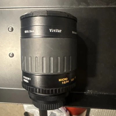 Vivitar 500mm F/8 Multicoated Macro Focusing Mirror Lens with 1:2.7x Zoom - Image 1 of 4