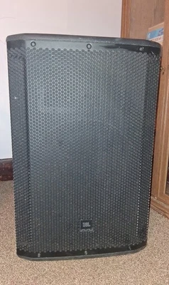 JBL SRX835P 15" Three-Way Bass Reflex Self-Powered System - Black speaker music - Image 1 of 2