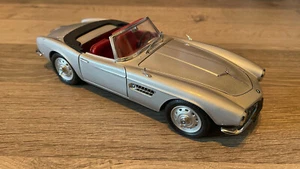 Revell 1:18 BMW 507 cabriolet grise - Foto 1 di 2