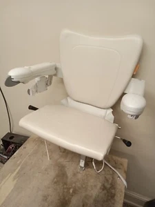 Handicare 1100 Stairlift Seat Assembly AS IS, With Armrest and Toggle Switch ML1 - Picture 1 of 9