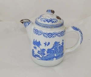 Antique Enamel Willow Pattern Tiny Tea Pot 5" MADE IN FRANCE - Picture 1 of 6