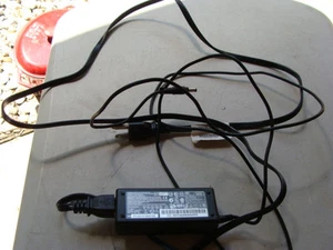 Compaq AC Power Adapter PPP009H, 239427-003 - Picture 1 of 8