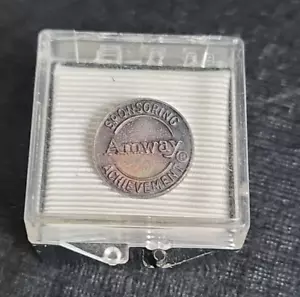 De colección Amway Logro de Patrocinio Solapa Sombrero Pin Tie Tack Tornillo Paquete Original - Imagen 1 de 6