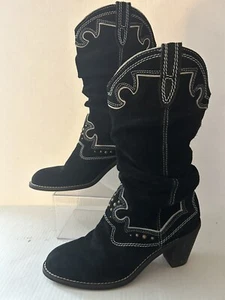 Report Ladies MOLLY Heeled Western Slip On Cowboy Black Suede Boots Size 8 - Picture 1 of 7