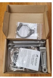Support extérieur en alliage Ruckus Wireless T610 (902-0125-0000) - Photo 1/2