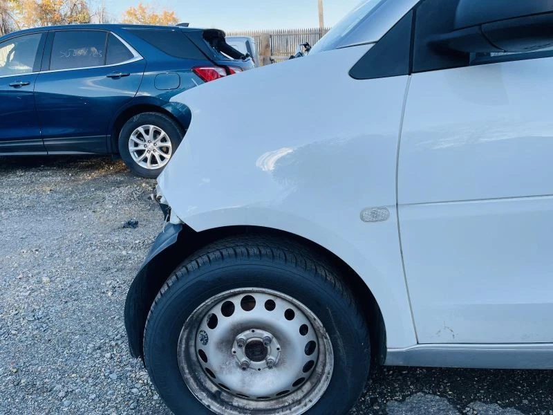 2016-2019 SMART FORTWO 左挡泥板 白色 PC:EAZ 62K 50827 — 第 1/1 张图片