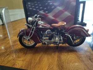 Franklin Mint 1942 Indian Motorcycle 1/10 scale diecast w/case used - Picture 1 of 24