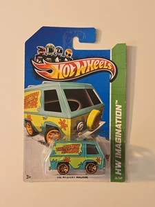 Hot Wheels Scooby Doo The Mystery Machine 2012 New Models - Picture 1 of 5