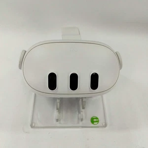 Meta Quest 3 128GB Standalone All-in-One VR Headset S3A Headset Only - Picture 1 of 6