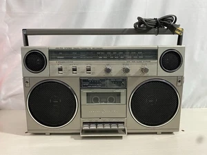 General Electric Vintage Boombox Model No. 3-5257A - Picture 1 of 22