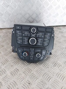 Autoradio CD + Façade - OPEL ASTRA IV (4) BREAK PHASE II (2) - Réf 13332702 - Picture 1 of 9