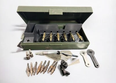 Vintage Mtm Molded Products Co BH-1 Broadhead  Box With Accessories Green - Image 1 of 4