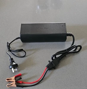 30A Automatic Lithium Battery Charger 12V For Lifepo4 Lead-Acid AGM/Gel/SLA - Picture 1 of 8