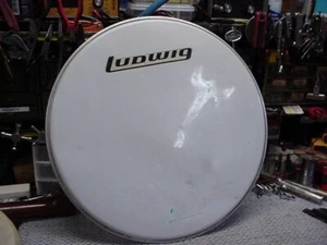 Vintage 1970s Ludwig 20" Logo drum head - Picture 1 of 4