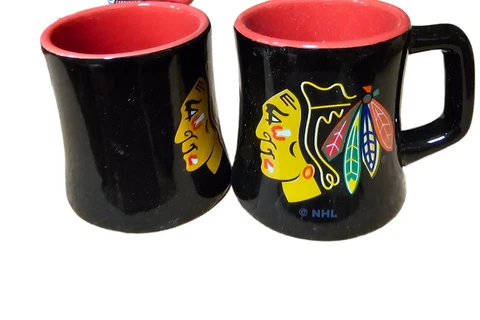 CHICAGO BLACKHAWKS NHL SHOT GLASS MUG SERIES #2 Team Sculpted Ceramic 2 Oz Cover