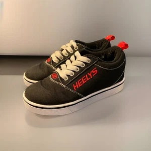 Zapatos de Skate Heelys - Sin Ruedas - Jóvenes EE. UU. Talla 13C En Excelente Estado (HE 100757) - Imagen 1 de 9