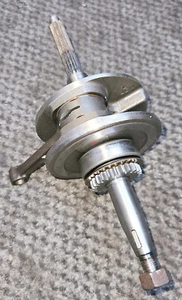 Original Yamaha Cygnus MBK Flame 125 (SE03) Kurbelwelle - Bild 1 von 5