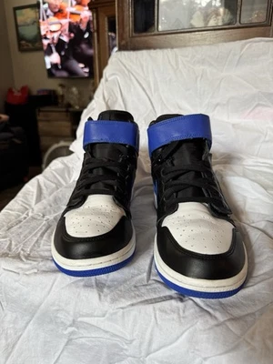 NIKE AIR JORDAN 1 FLYEASE NEGRO-HYPER ROYAL AZUL-BLANCO TALLA 10.5 [CQ3835-041] Foto 1 de 4