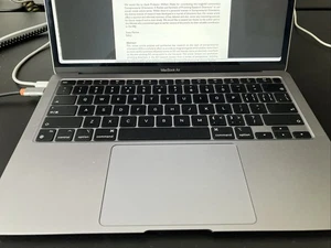 Apple MacBook Air 13 cali (256GB SSD, M1, 8GB) Laptop - gwiezdna szarość - MGN63D/A... - Zdjęcie 1 z 6
