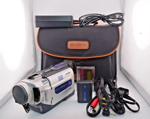 N MINT Sony DCR-TRV17 Digital MiniDV Camcorder Video Camera silver Japanese only - Picture 1 of 14