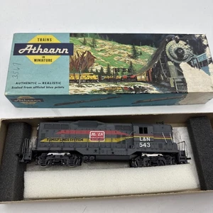 Athearn HO Scale L&N GP9 #543 Powered Diesel Locomotive Family Lines - Picture 1 of 10