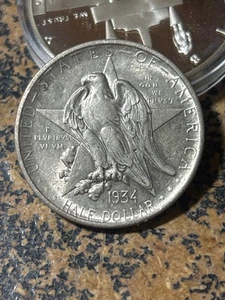 1934 Texas Commemorative Half Dollar 50c Higher Grade AU - UNC #94667 - Picture 1 of 2