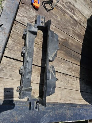 Presa de aire Mitsubishi Eclipse Eagle Talon 95-99 MR294553 Foto 1 de 4