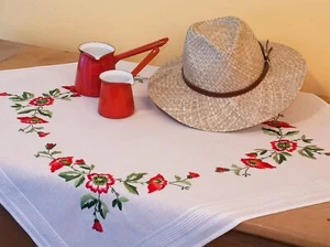 Stickpackung MOHNBLUMEN Stielstich Spannstich vorgezeichnet Baumwolle 80x80 cm - Bild 1 von 3