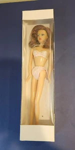 Muñeca Hankie Couture en caja - Imagen 1 de 2