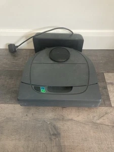 Neato D3 Robot Vacuum Cleaner - Picture 1 of 3