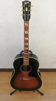 GIBSON SOTHERN JUMBO acoustic guitar - Image 1 of 4