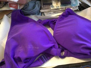 F & F PURPLE BIKINI TOP USED BUT IN GOOD CONDITION. - Picture 1 of 4
