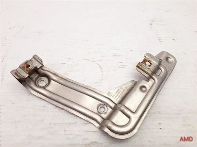 2008 BMW 535xi 535i 528i 528xi E60 E61 Left Underfloor Panelling Bracket 7152821 - Image 1 of 3