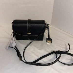 Tracolla Dooney & Bourke Saffiano piccola patta nera nuova con etichetta - Foto 1 di 9