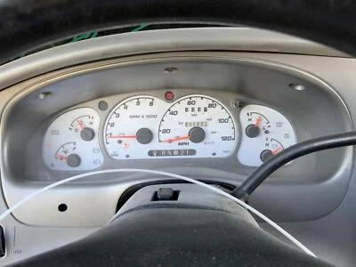 Ford Explorer 2003 velocímetro grupo fabricante de equipos originales | 4x4 | AT | MPH 165 k millas Foto 1 de 4