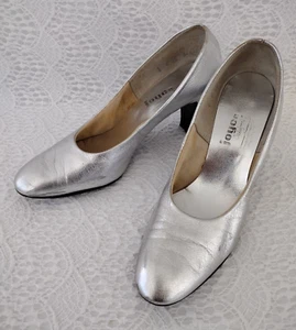 Vtg 60's Silver Tone Leather 3" Heels 8 B Metallic Pumps by Joyce of California - Picture 1 of 13