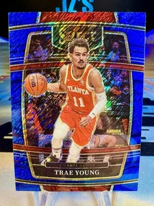 2021-22 Trae Young Panini Select Blue Shimmer Prizm #26 Atlanta Hawks - Imagen 1 de 2